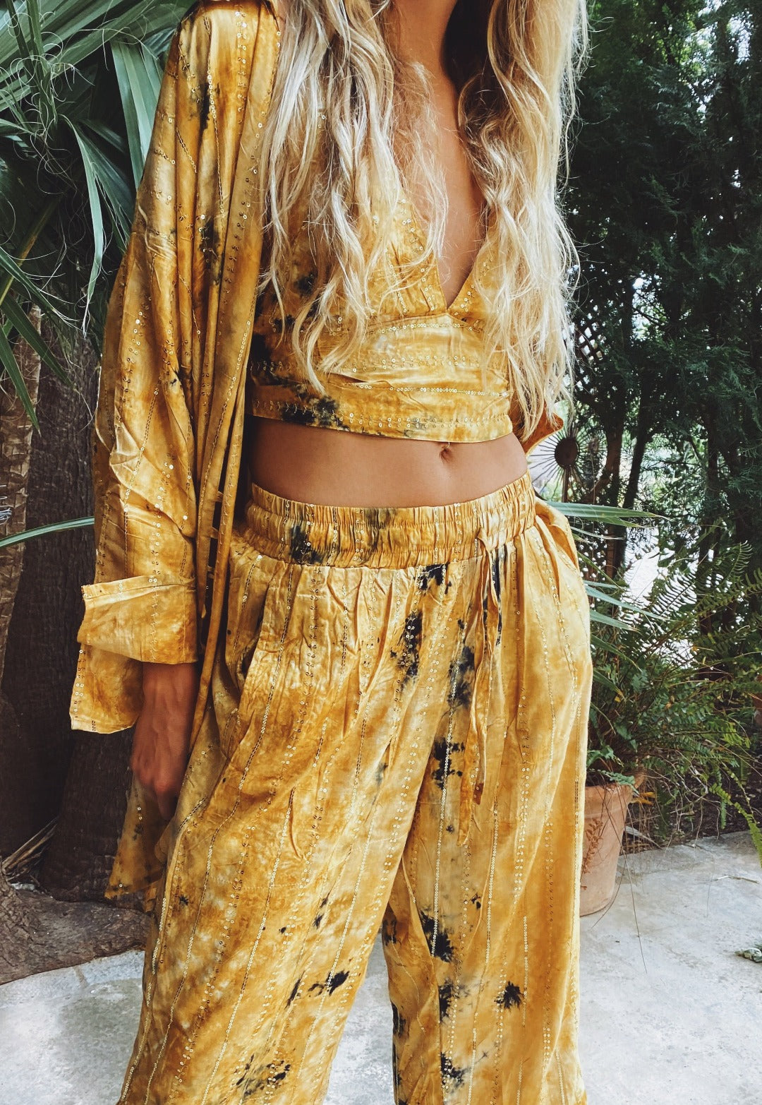 'Formentera' LOUNGE SET Crop Top - Beige/Gold