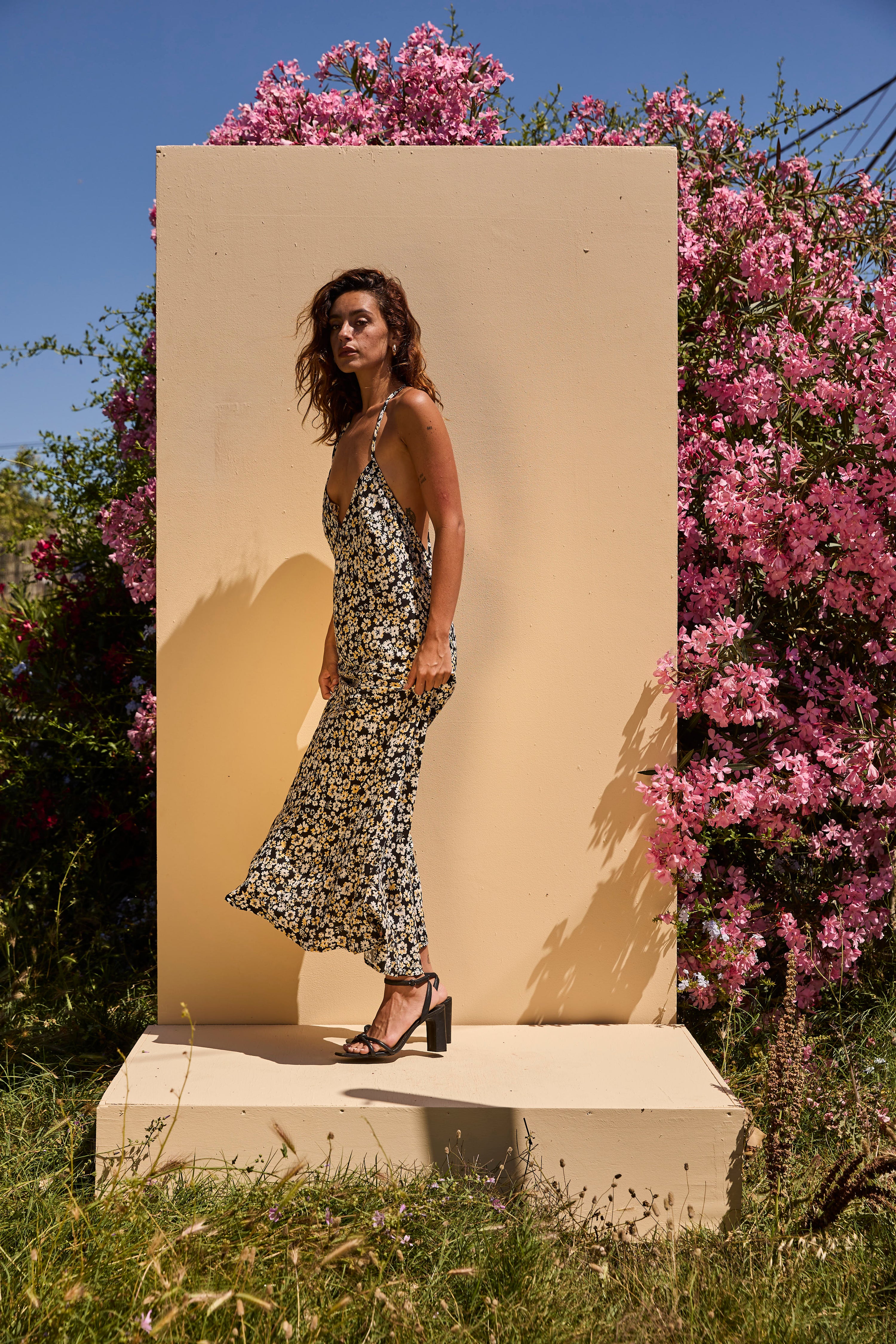 OLIVE long dress - Black White floral
