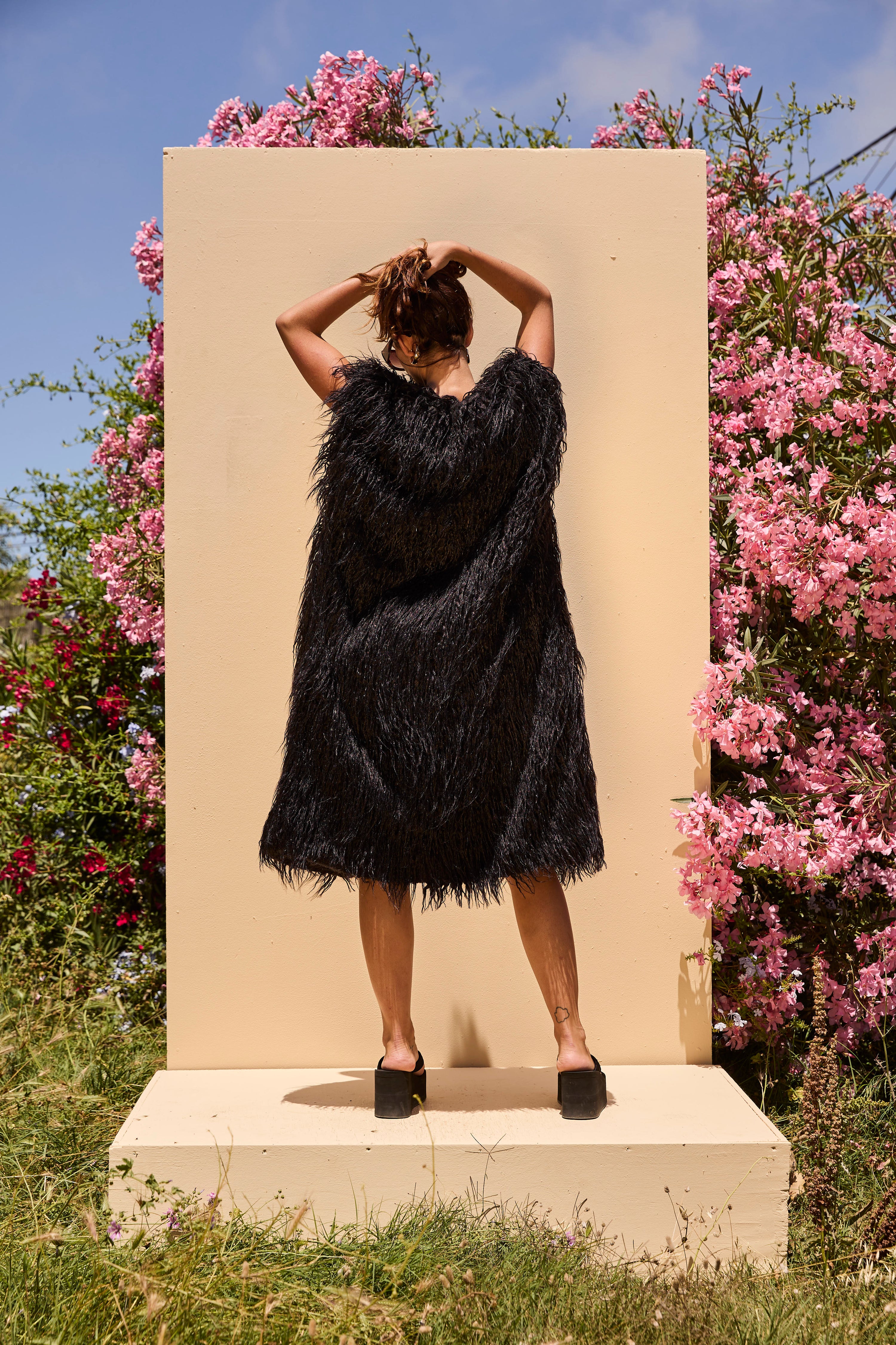 Mongolian long fur Gilet- Black