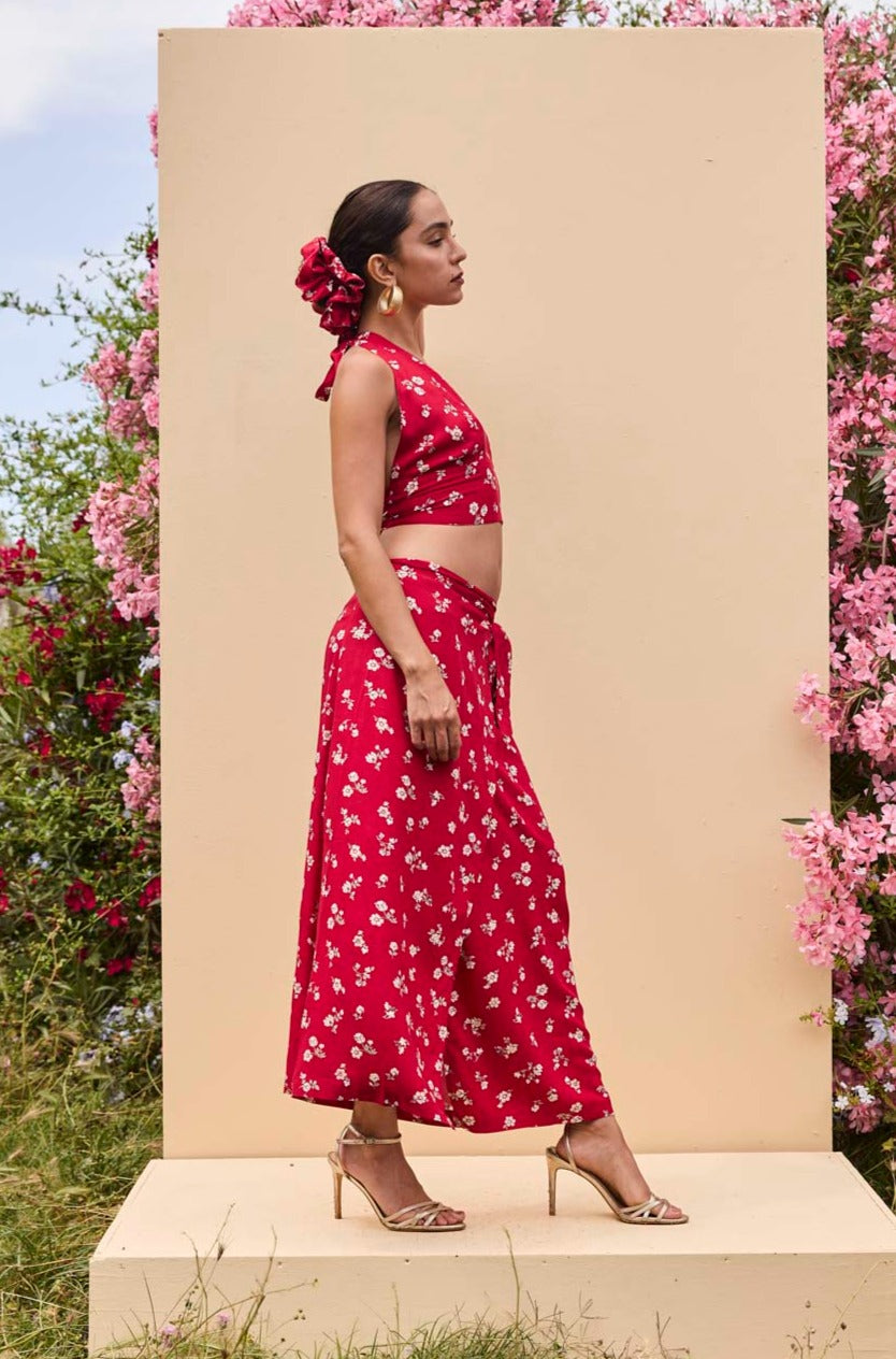 Double Ruffle scrunchie - red floral