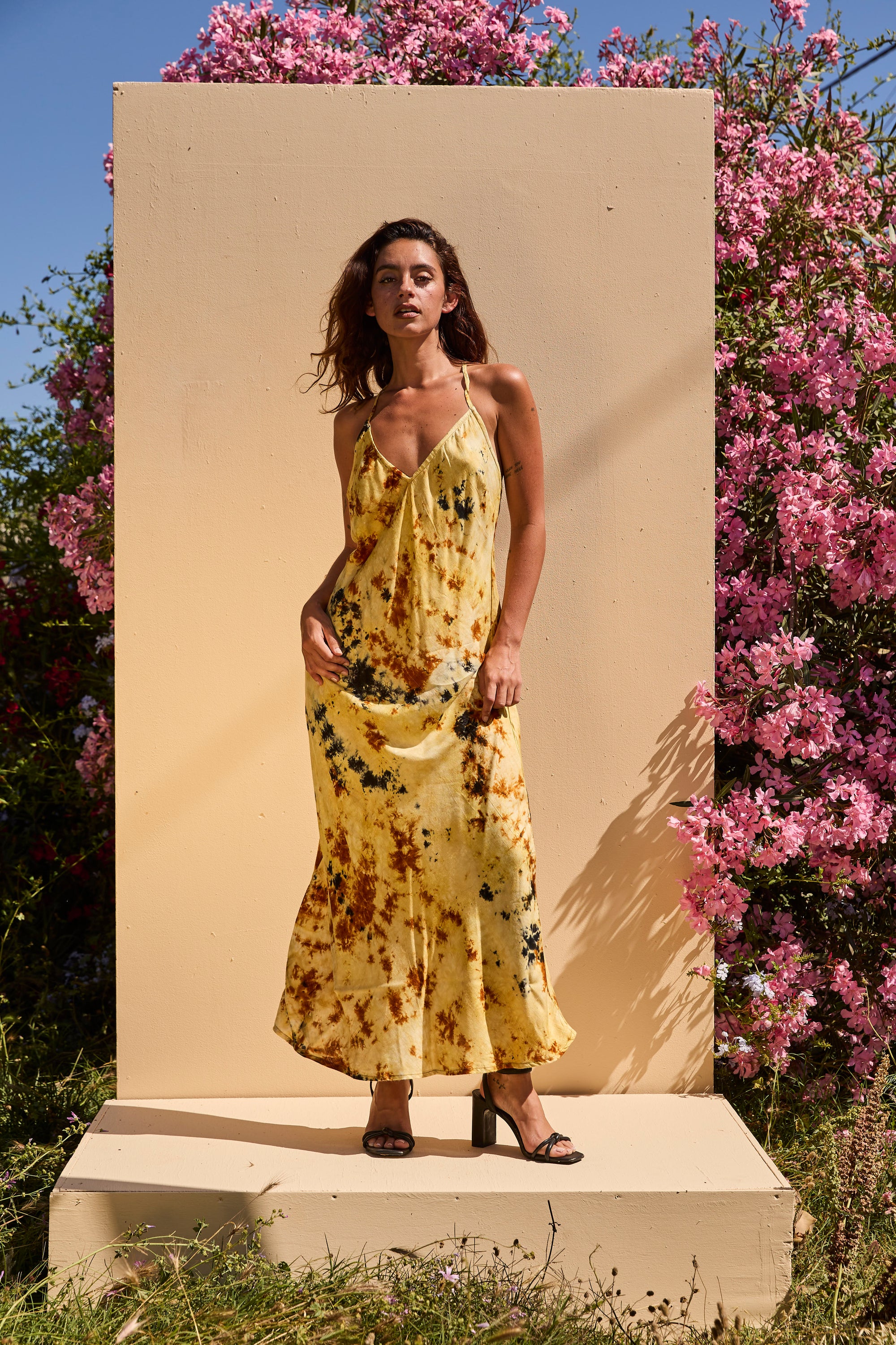OLIVE long dress - Tiedye yellow & Browns
