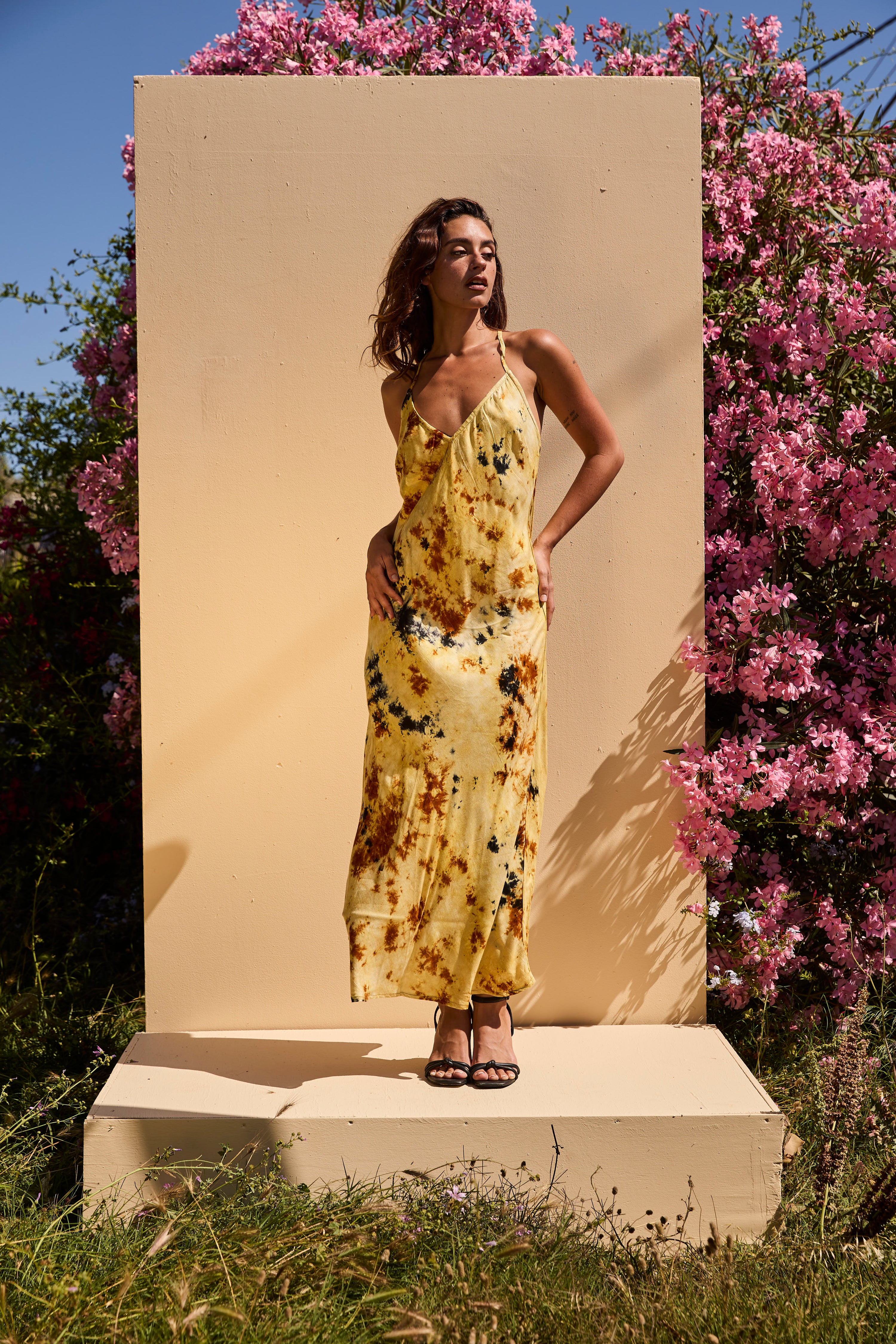 OLIVE long dress - Tiedye yellow & Browns