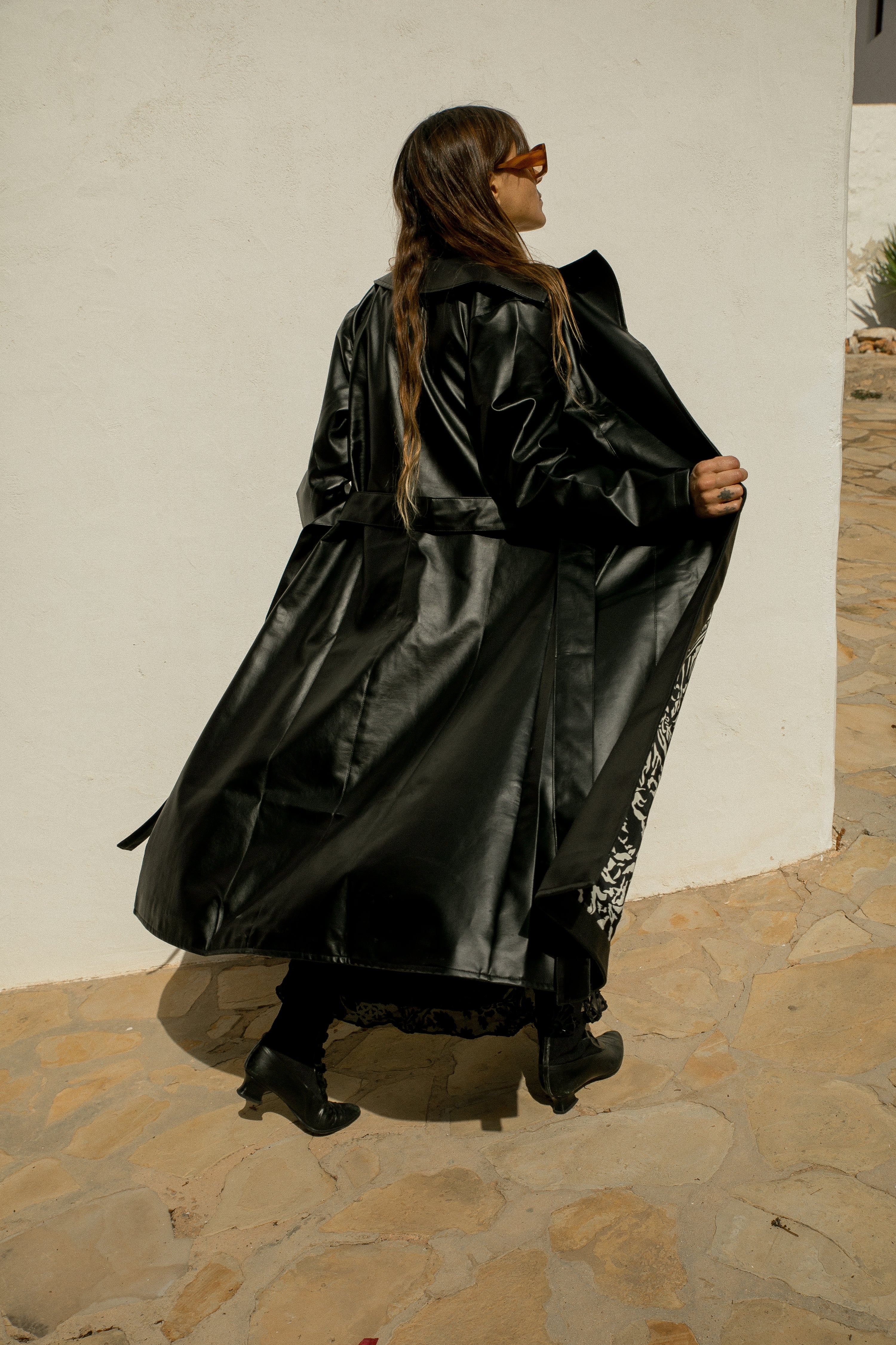 The Neo Pleather coat - Black