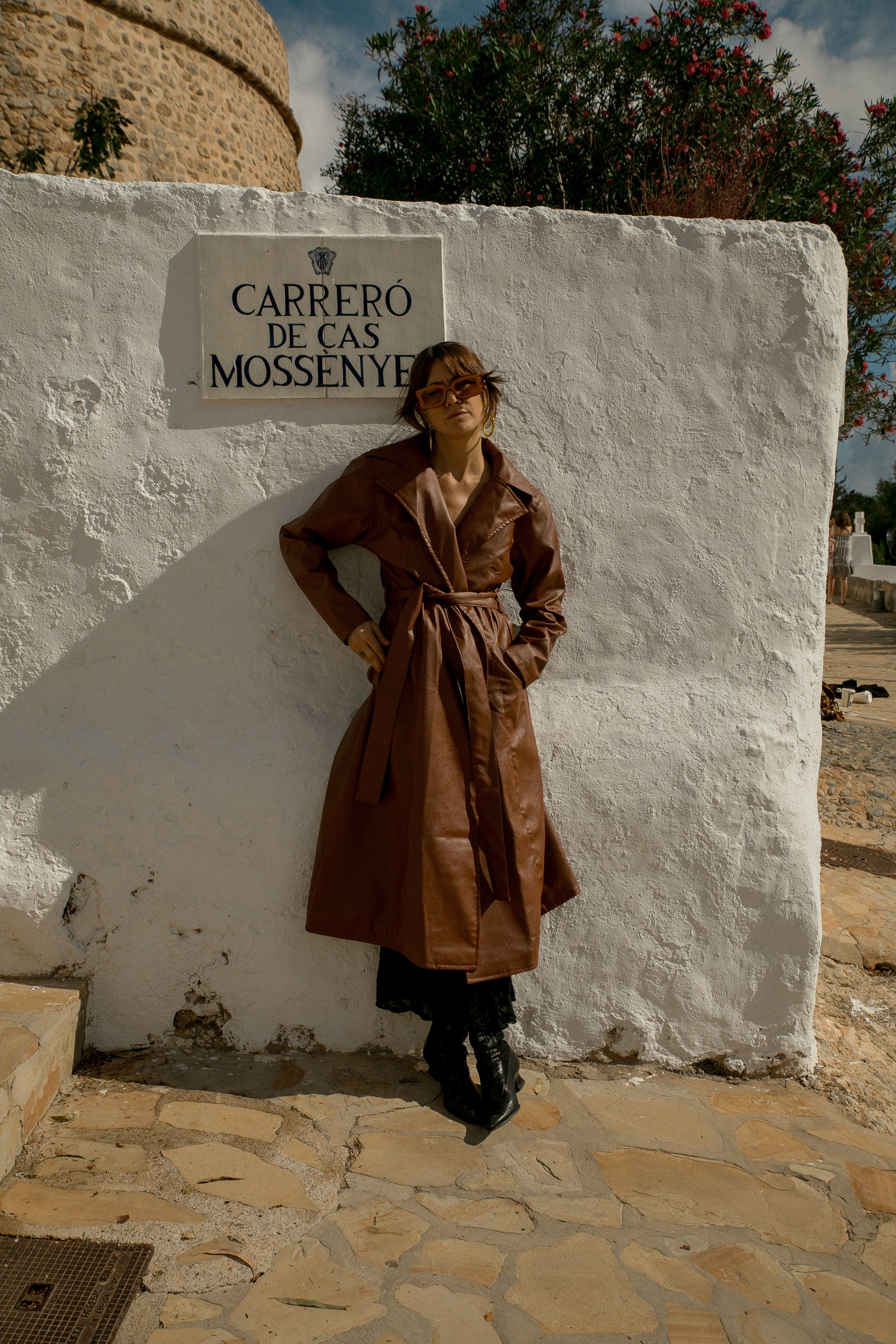 The Neo Pleather coat - Brown