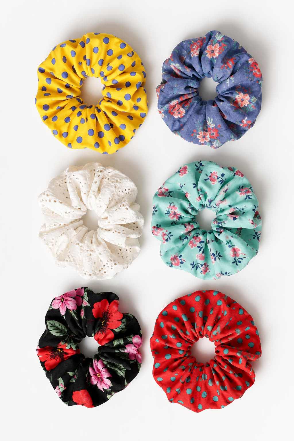 LUCKY DIP SCRUNCHIE