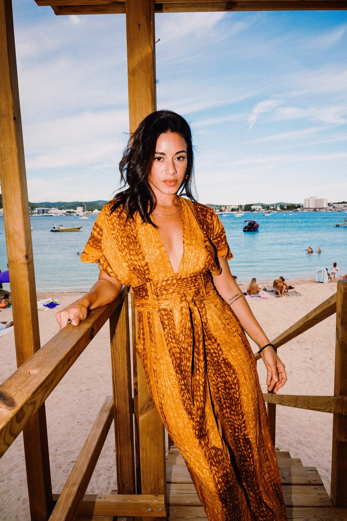 TINA REFINED Golden Hour jumpsuit – Golden patterned fabric and waist tie