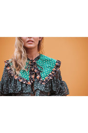 Reversible collar