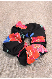 Mega scrunchie - Black and bright floral